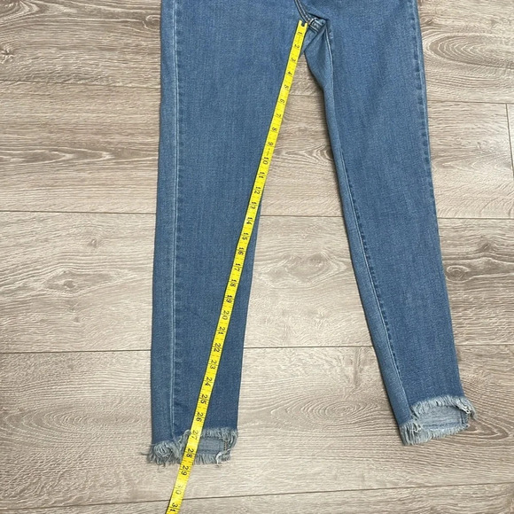 Levi’s 721 High Rise Skinny Denim Medium Wash Jeans Raw Hem 29 - Picture 10 of 15